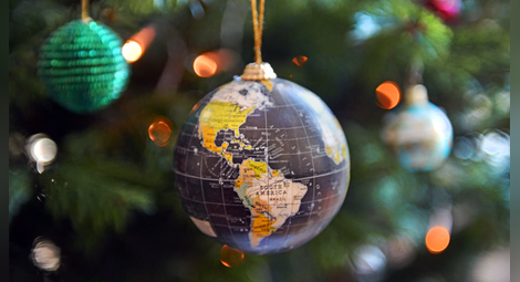 Как посрещат Коледа по света? Вижте най-странните традиции
