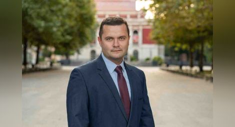 Кметът на Русе Пенчо Милков: Бог да благослови Русе и семействата ни на прага на 2020 година!