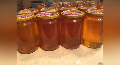 Унищожават 45 килограма мед  заради некоректни етикети