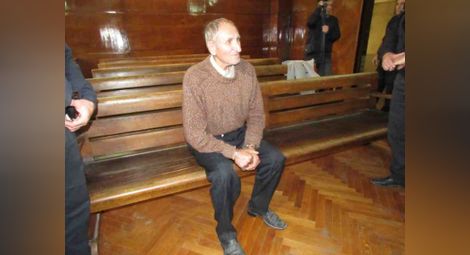76-годишният Петко ще отговаря в съда за прегазването на 5-годишната Рая