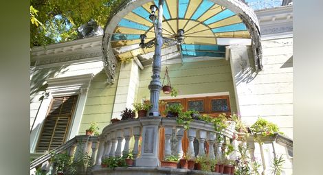 Зелена светлина за спасителен ремонт на архитектурното бижу Симеонова къща