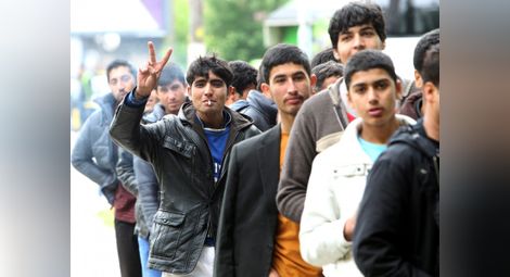 Турция предупреждава Европа за нова бежанска вълна