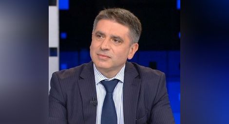 Данаил Кирилов предлага на ВСС да освободят съдия Миталов