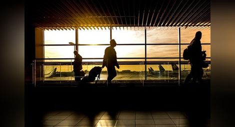 Затвориха терминал на летището в Дания заради коронавируса