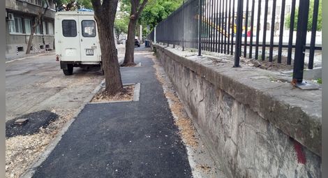 7:82 съотношение на обновените с плочки и с асфалт тротоари