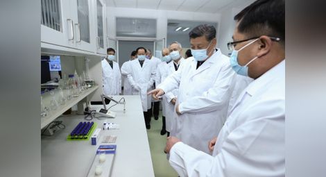 Китай тества ваксина върху сто доброволци