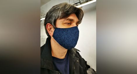 Русенската фирма „Антоан Вилл“ пренасочи производството към защитни маски
