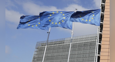 От днес членките на ЕС разполагат с €37 млрд. за справяне с кризата