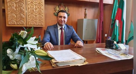 Спорът за остраняването на кмета  Мехмед на път до промени закона