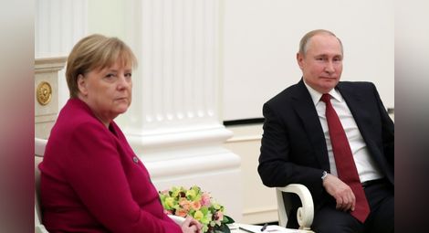 Меркел има доказателства за руски хакерски атаки срещу нея