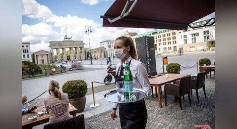 Германия сваля ДДС на ресторантите до 7%