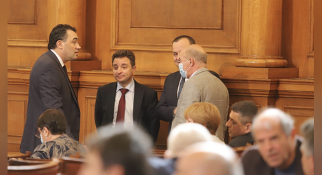Депутатите имат две седмици да предложат нов КЕВР