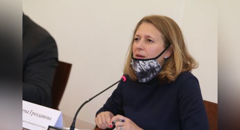 Председателят на парламентарната външна комисия Джема Грозданова подаде оставка