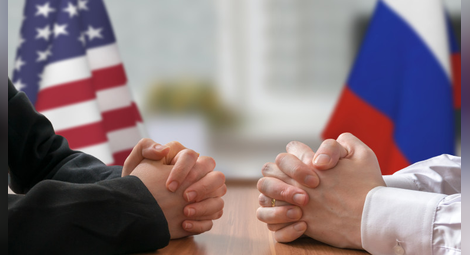 САЩ и Русия подновяват преговорите за ядрените оръжия
