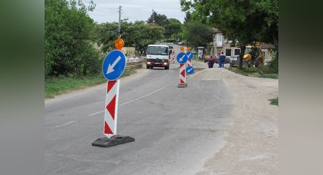 Започна големият ремонт на алтернативния път Русе-Бяла