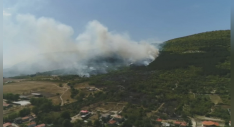Продължава гасенето на локални огнища на пожара край Шумен