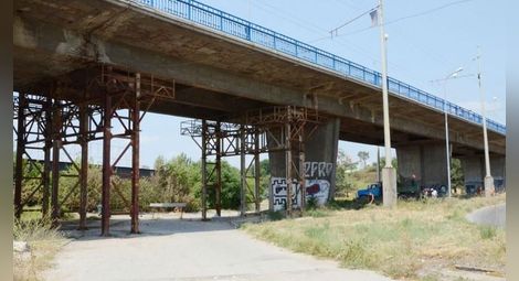 Затварят Сарайския мост за моторни превозни средства от 28 септември до 28 януари