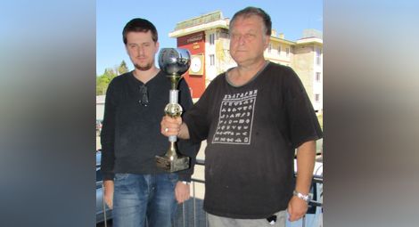 Добро русенско представяне в в юбилейната шахматна фиеста в Стражица /галерия/