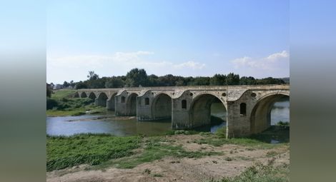 Реставрацията на моста на Кольо Фичето ще мине през Комисията по конкурeнцията