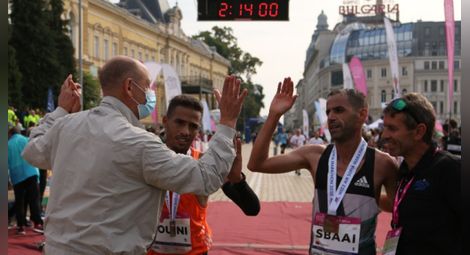 Мароканци спечелиха Софийския маратон с рекорд на трасето
