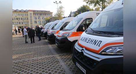Мъж на 33 г. с коронавирус почина в дома си в София, докато чака линейка