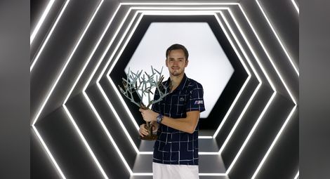 Медведев измести Федерер от четвъртата позиция в ранглистата