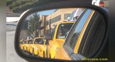Хванаха таксиметров шофьор да кара дрогиран в Бургас