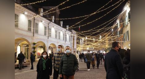 Италия няма да отхлабва мерките за празниците. Франция изгражда КПП-та по границите