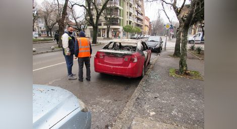 Запалиха входната врата на адвокат в блока на Енергото на „Борисова“