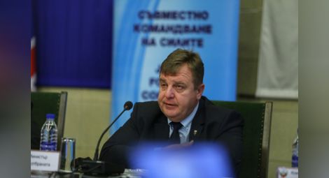 Каракачанов: 233 военни са с коронавирус, това е под 2% от личния състав