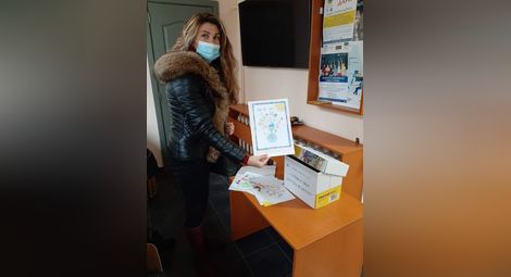 "Гласуване" с рисунки срещу "зимата" от стените на педиатричните отделения в България