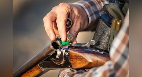 Още един мъж се простреля фатално с ловна пушка