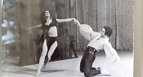 Димитър Гайдаров и Надежда Руменин в балета “Любовна магия“.