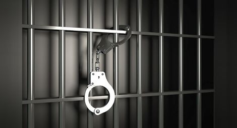 Осъден в Австрия сутеньор ще доизлежи присъдата си в България