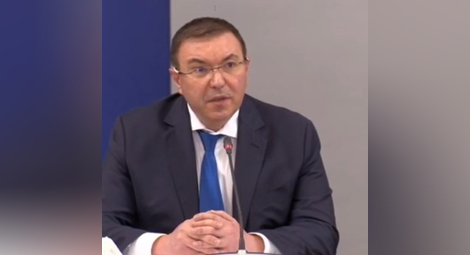 Министър Ангелов: Вероятно това е началото на трета вълна на COVID-19