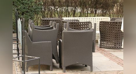 Заведенията настояват: Или отваряте всички бизнеси, или затваряте всичко