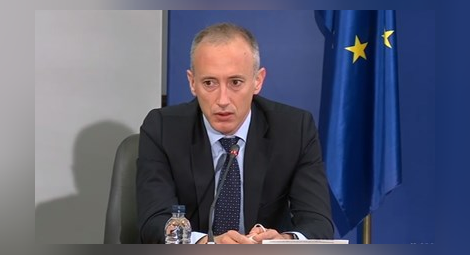 Вълчев: От 12 април учениците се връщат на стария режим (На живо)