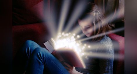 Една достъпна и ефективна терапия: Срещу стрес и безсъние с книга в ръка