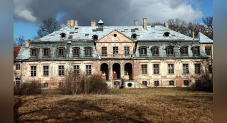 10 тона нацистко злато открито в замък до Вроцлав