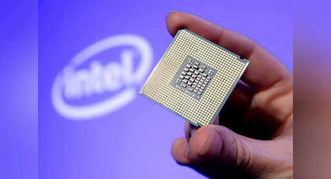 Шефът на Intel очаква недостига на чипове да продължи още няколко години