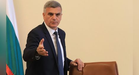 Стефан Янев вика директорите на служби за сигурност в дълъг отпуск