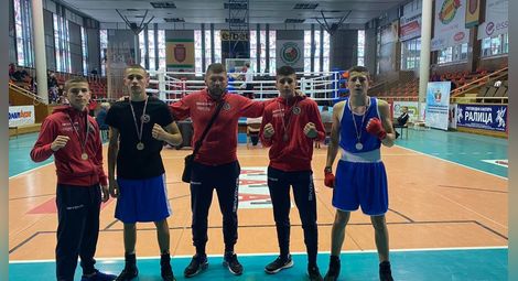 Русенският бокс с 8 медала от държавно по бокс за юноши