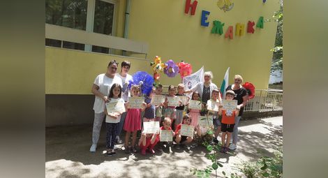 Наградиха русенски деца за съпричастност към „Ангелите от Лим“