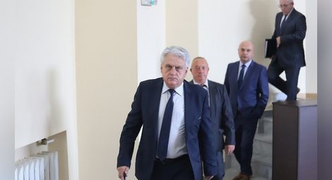 Рашков: Бивш вътрешен министър иска да привлече 15 000 македонци да гласуват у нас