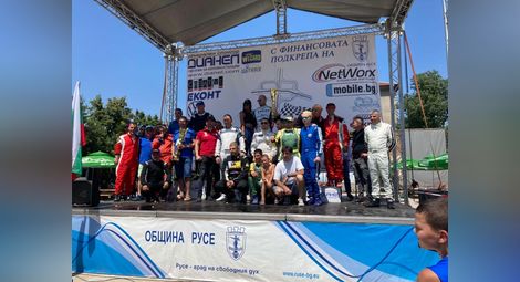 Домашна победа за Йордан Методиев в зрелищен старт на Писта Русе