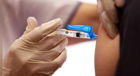 67% от пълнолетните граждани на ЕС са ваксинирани