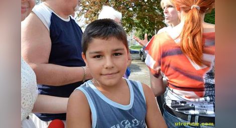 8-годишният Виктор от изгорелия автобус: Не се уплаших, само малко ме достраша