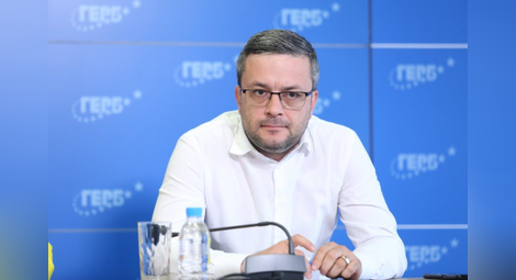 Тома Биков: ГЕРБ обсъжда различни кандидатури за кандидат за президент, мисли се и за Петър Стоянов