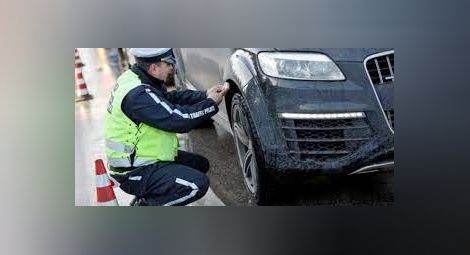 Започва тристепенна полицейска  акция за пътна безопасност през зимата