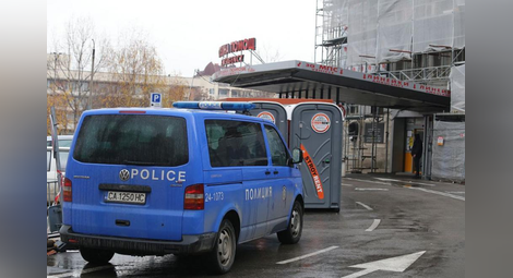 77-годишен с COVID скочи от прозорец на болницата в Петрич и загина